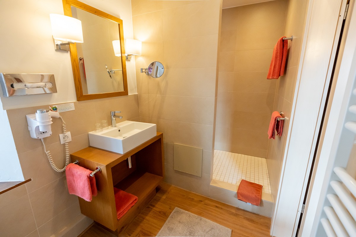 Chambre Double Charme - NON REMBOURSABLE - Image 3